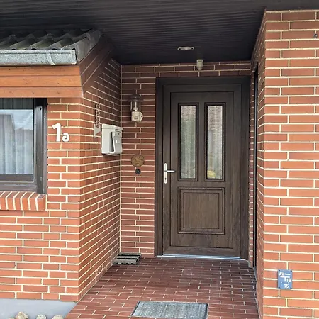 Semesterbostad Hermann Mit Garten, Terrasse, Kamin Und 300m Zum Deich/ Salzwiesen Böhl
