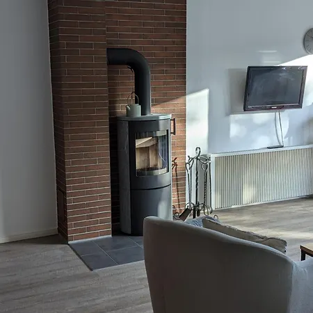 Ferienhaus Hermann Mit Garten, Terrasse, Kamin Und 300m Zum Deich/ Salzwiesen Böhl